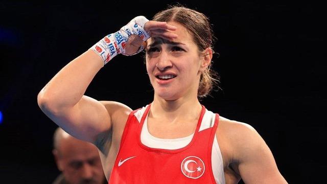 Milli Boksör Busenaz Sürmeneli, Avrupa Şampiyonası’nda Dördüncü Madalyasını Güvenceye Aldı