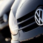 Volkswagen kar tahminini düşürdü, hisseler düştü