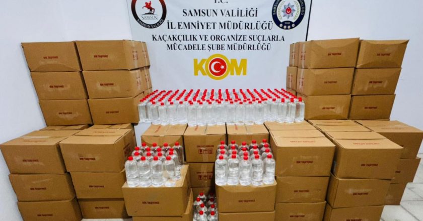 Samsun'da 3 bin litre etil alkol ele geçirildi