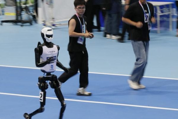 Çin’de Dünya İnsansı Robot Oyunları başladı