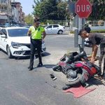 Otomobil ile elektrikli motosiklet çarpıştı: 1 yaralı