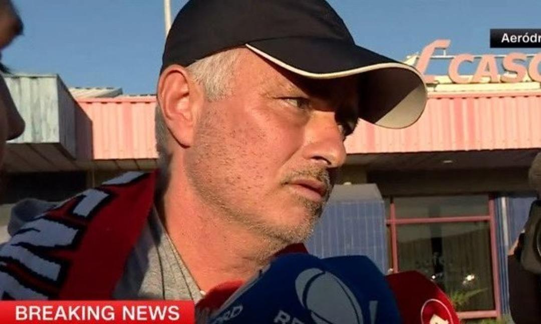 Fenerbahçe'den ayrılan Jose Mourinho, Benfica'yı imzaladı! Ferrari ile yapılara giden ünlü öğretmen sosyal medyada gündemdeydi ... 3